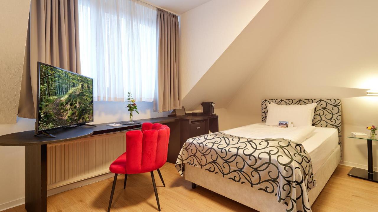 Hotel Erasmus - Mein Genuss- Und Wellnesshotel Trassem Екстериор снимка
